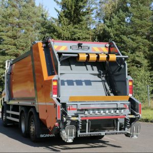 Waste disposal vehicle / Waste disposal vehicle – REAR LOADER RL-22